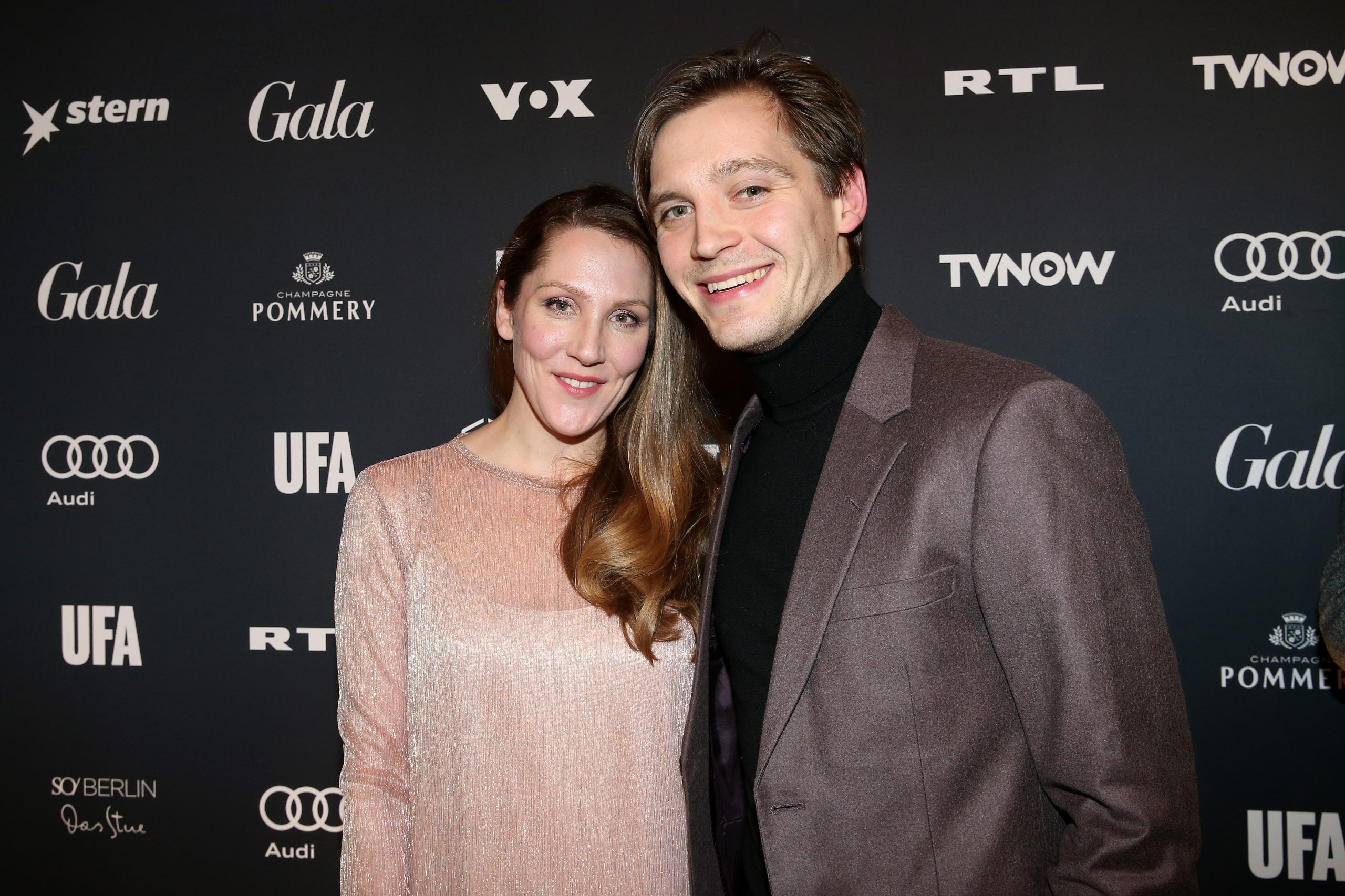 v.l.n.r.: Nikola Kastner  („Deutschland83“) und Jonas Nay („Deutschland83/86/89“)