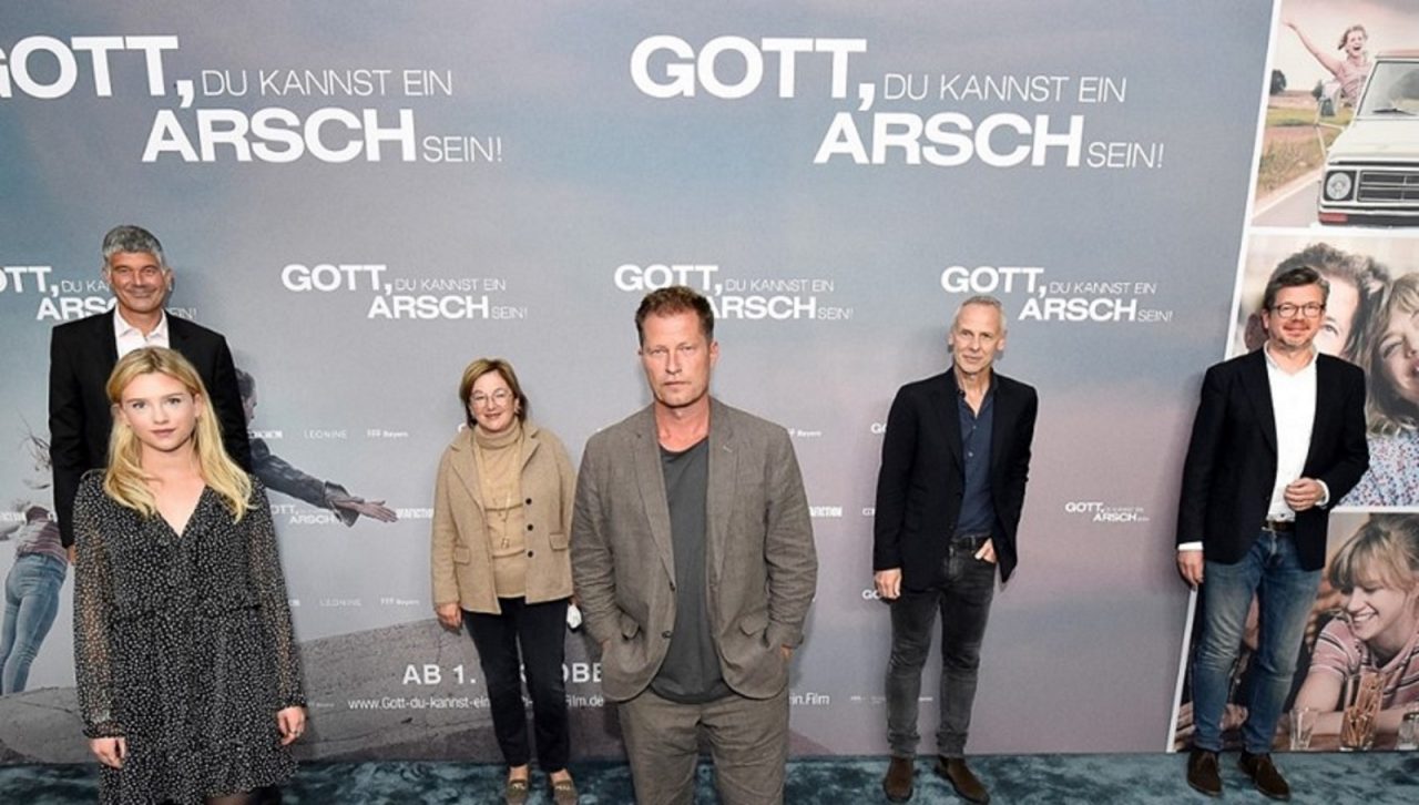 Gott Du Kannst Ein Film Drehort GOTT, DU KANNST EIN ARSCH SEIN! - Bewegende Premieren in Köln und
