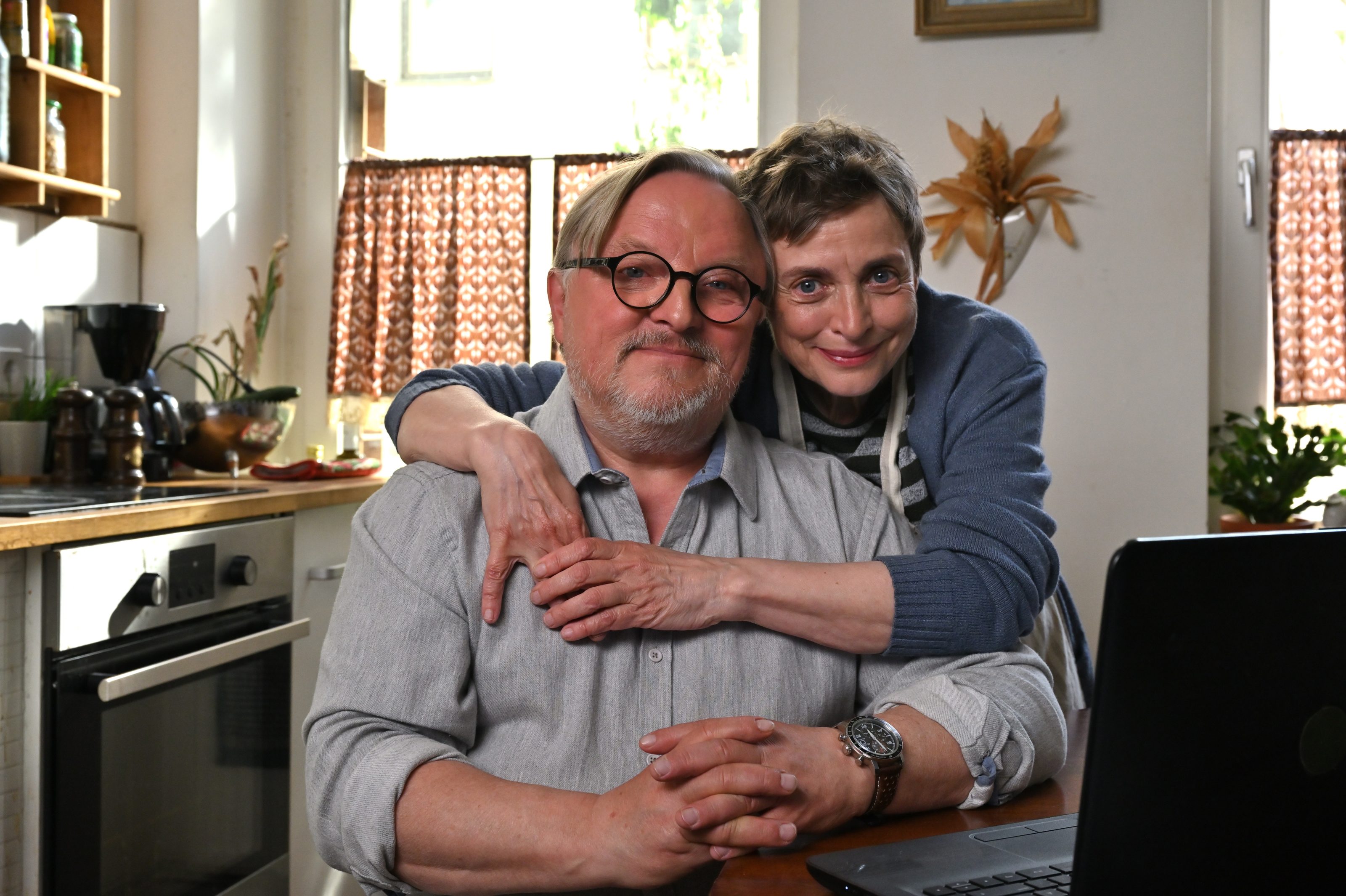 Ralph (Axel Prahl) und Karin (Katharina Thalbach)