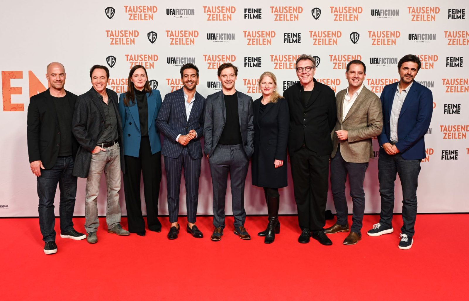 v.l.n.r.  Sebastian Werninger, Michael Bully Herbig, Magdalena Prosteder, Elyas M´Barek, Jonas Nay, Judith Erber, Hermann Florin, Hannes Heyelmann, Juan Moreno