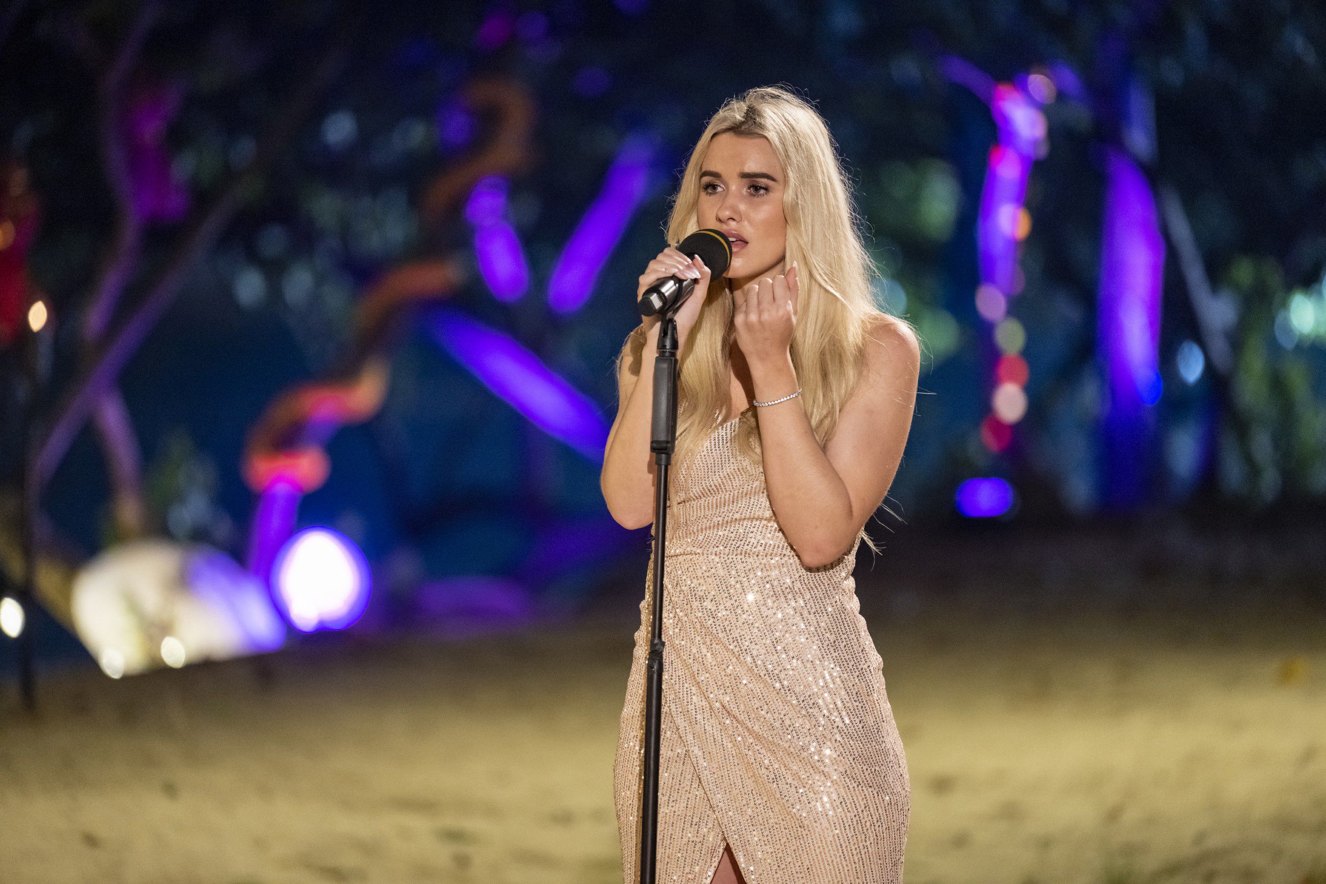 Aileen Sager (23) aus Birkenfeld singt „Ohne Dich” von Vanessa Mai