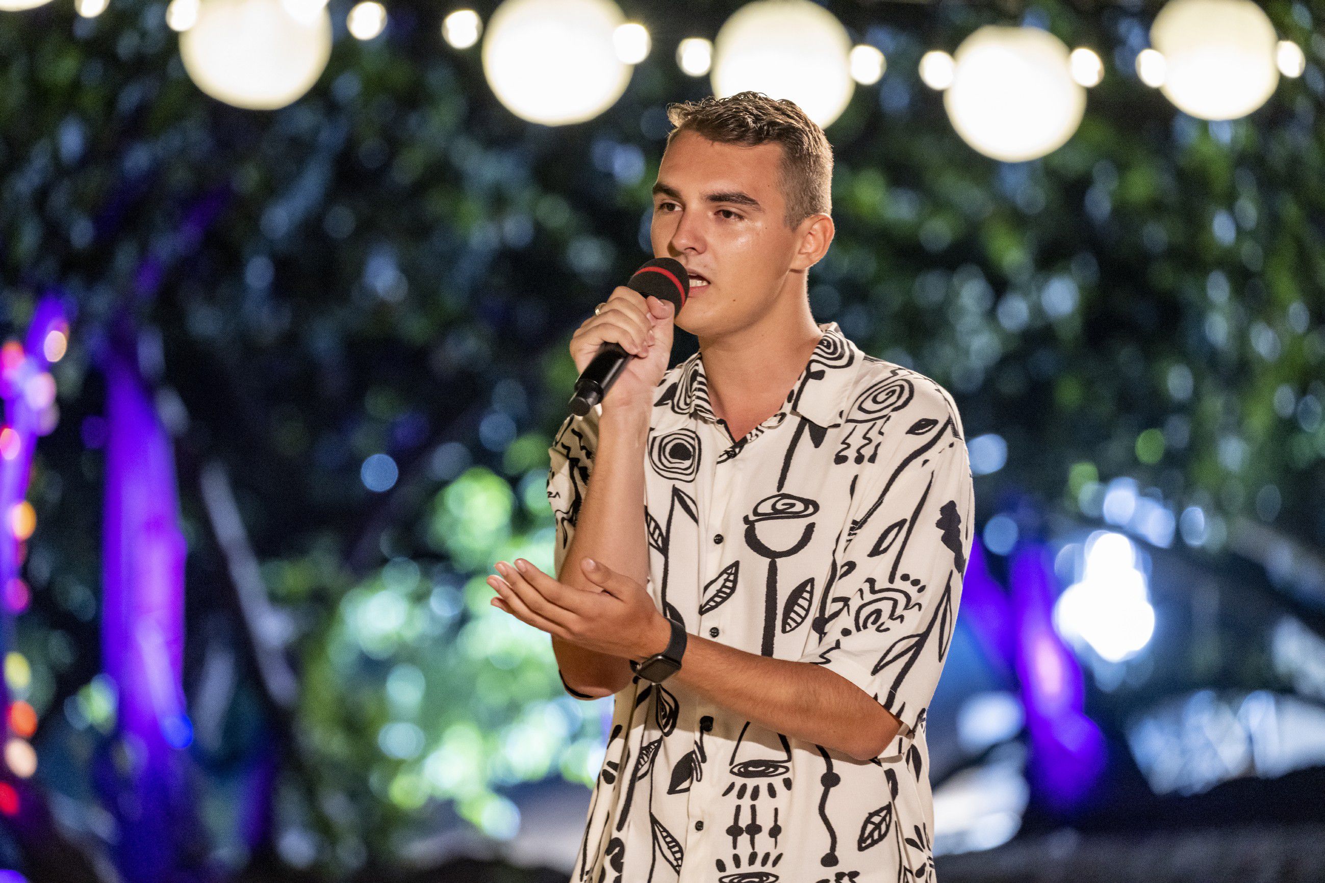 Lorent Berisha (19) aus Dierikon (Schweiz) singt „All of Me” von John Legend