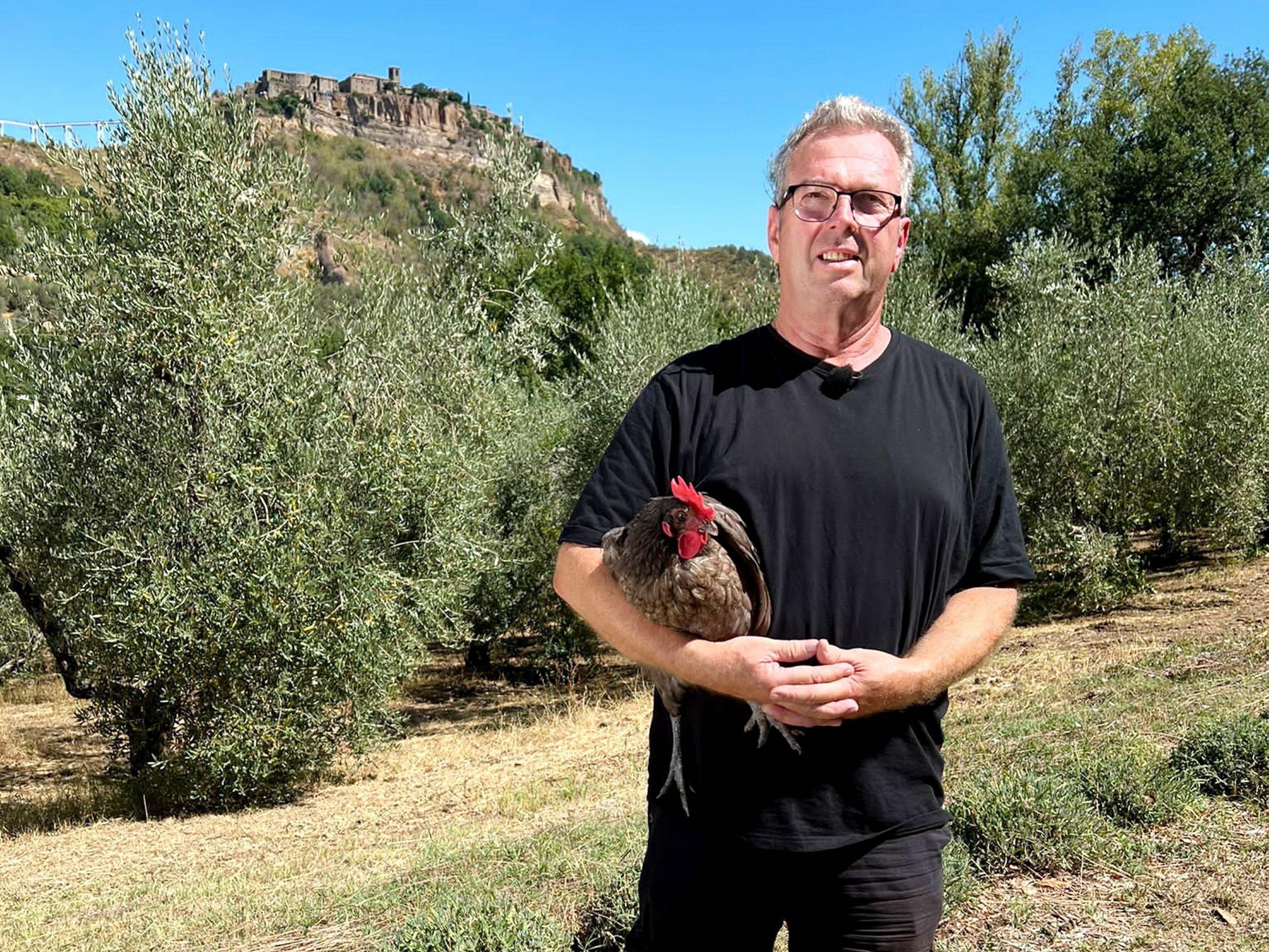 Olivenbauer und Kleinviehzüchter Karl-Heinz aus Italien