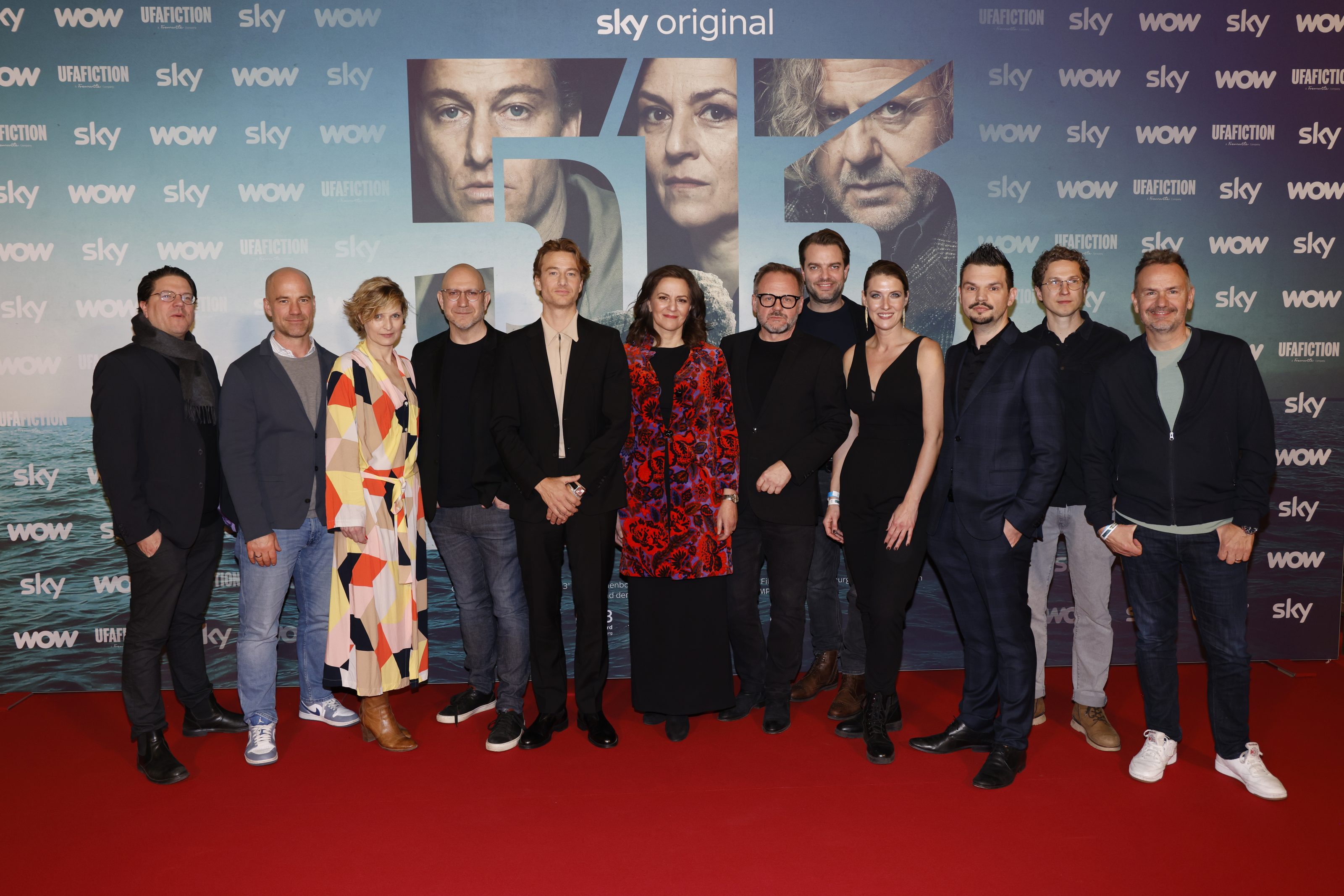 v.l.n.r. Benjamin Benedict, Sebastian Werninger, Ulrike Leibfried, Oliver Ossege, Alexander Fehling, Martina Gedeck, Samuel Finzi, Johannes Kunkel, Veronica Priefer, Florian Wentsch, Andreas Perzl, Christian Asanger