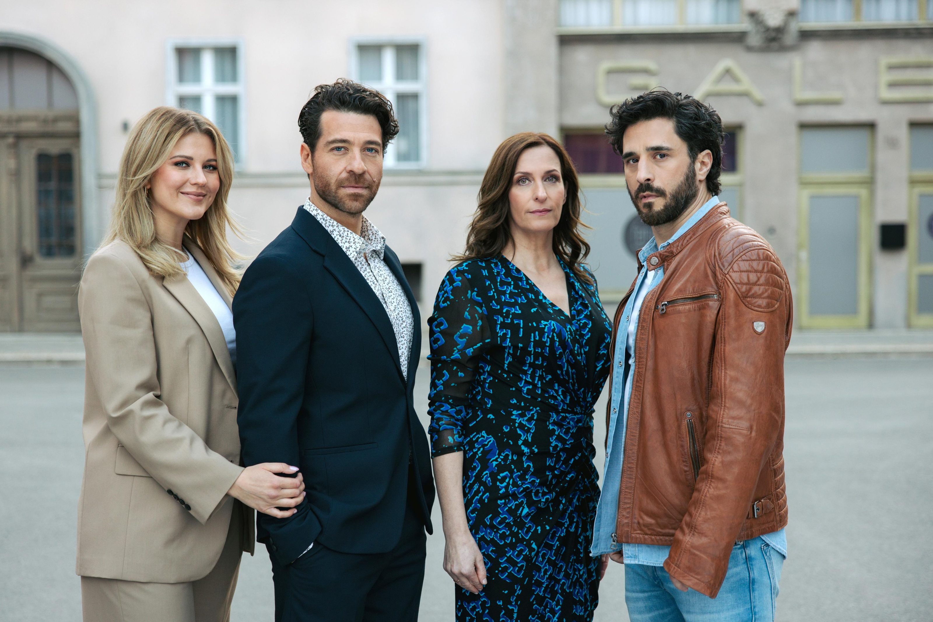 V.l.: Alicia (Josefin Bressel), Carlos (Patrick Fernandez),  Katrin (Ulrike Frank), Tobias (Jan Kittmann)