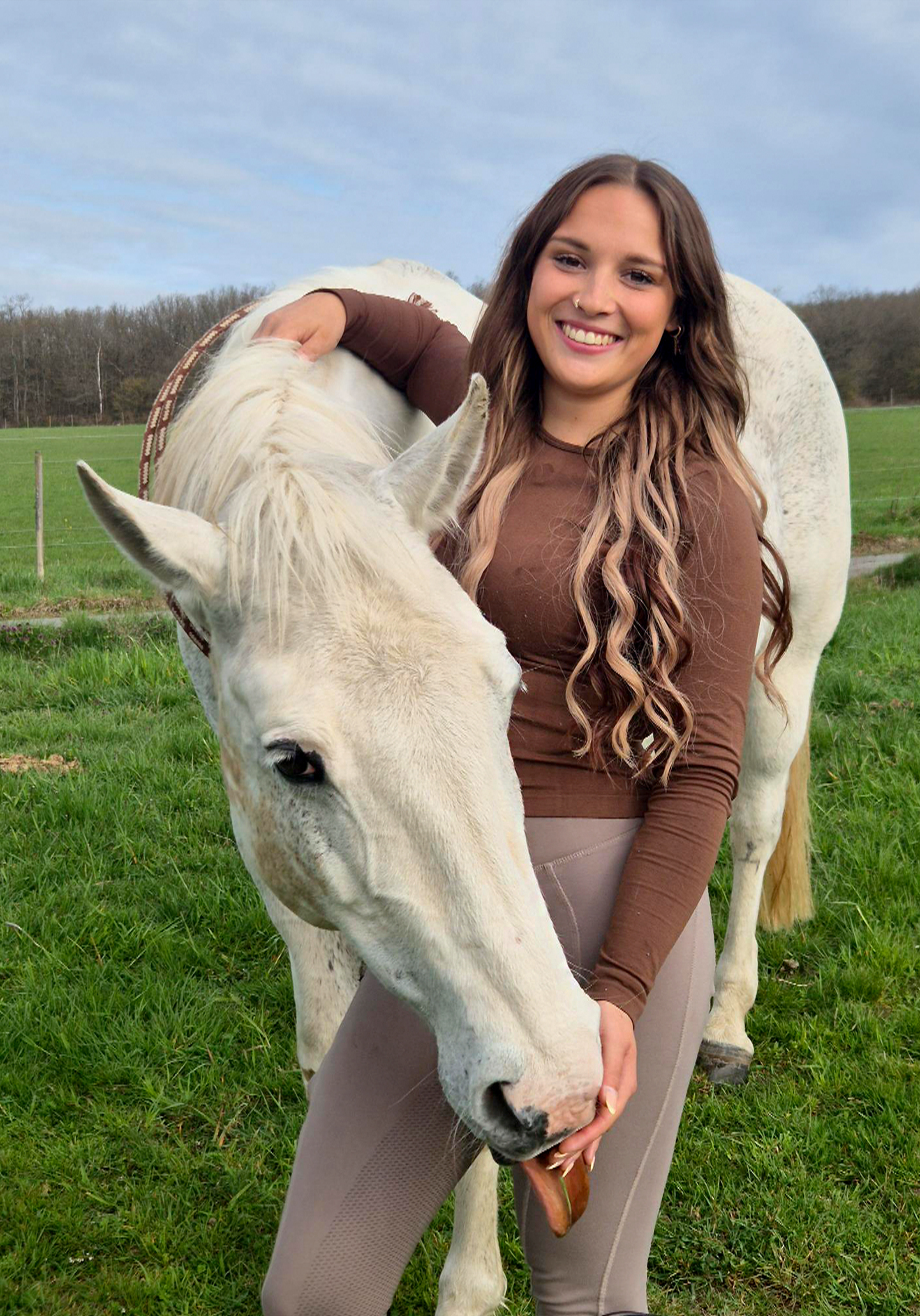 Melina (22)